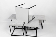 Set modern 6 în 1 – măsuță + 5 scăunele