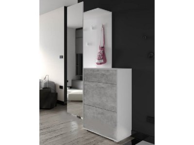 Antreu SKIF (Nimfeia Albă / Beton Atelier)